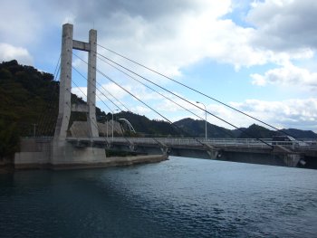 平羅橋