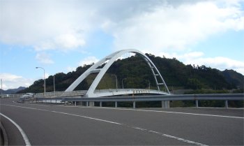 中の瀬戸大橋