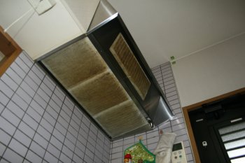 換気扇フィルターの掃除