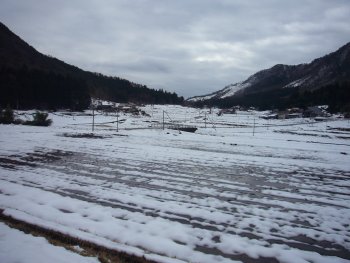 八色石の雪景色