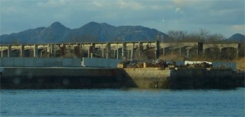 呉ヘリテージ、三つ子島