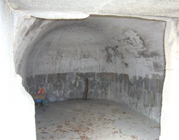 呉ヘリテージ、大空山砲側庫の内部 呉ヘリテージ、大空山砲側庫の内部