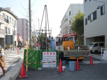 ジャスコ広店横、ボーリング調査中