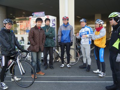 広銀、スタート前の様子 広銀、スタート前の様子