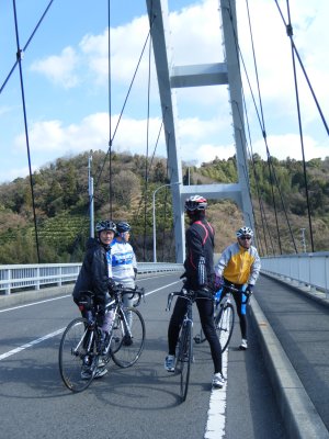 県境で休憩 県境で休憩