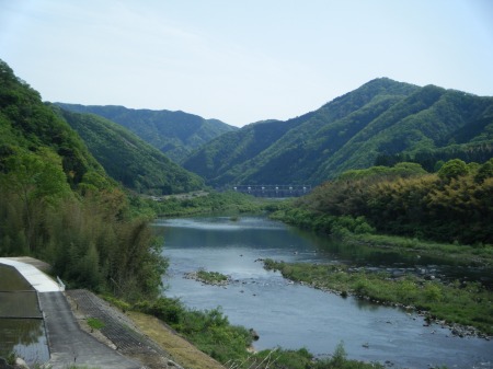江の川の浜原ダム 江の川の浜原ダム