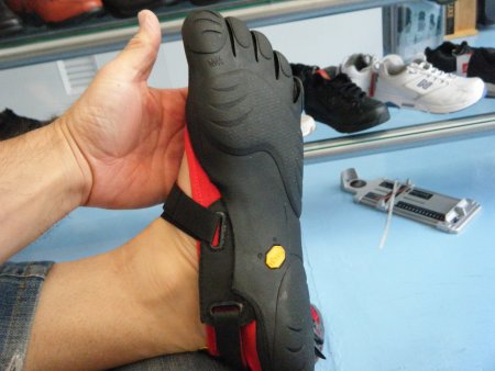 Vibram靴底 Vibram靴底