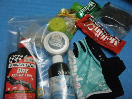 さぁ、荷物詰めて...♪ さぁ、荷物詰めて...♪