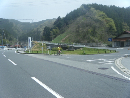 13:38 戸河内峠、入口 13:38 戸河内峠、入口