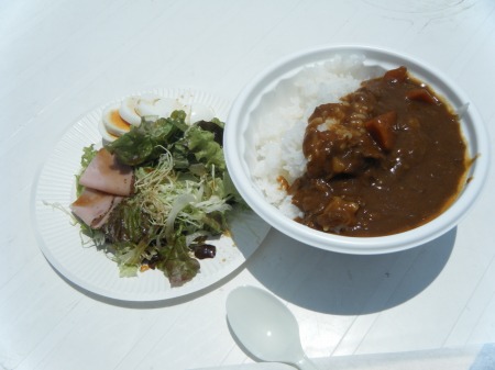 昼食はカレー 昼食はカレー