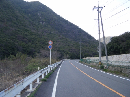 日が陰ってきました