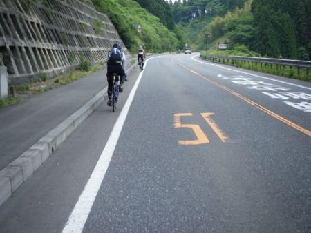 登坂中