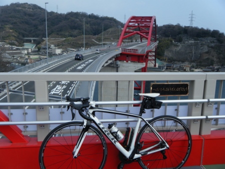 Madoneと第2音戸大橋