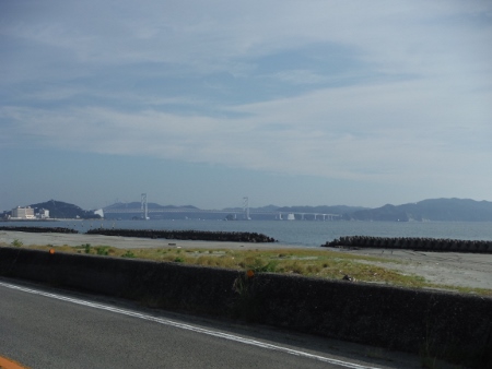 大鳴門橋が見えてきた