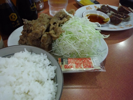 唐揚げ定食with餃子