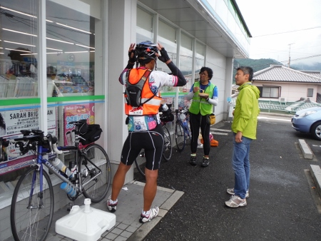 シロクロさん待機