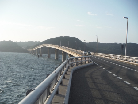 中間地点より