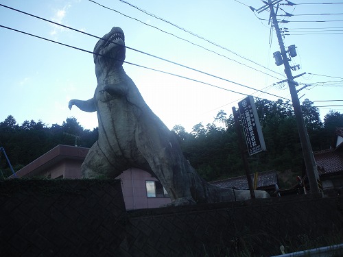 恐竜現る!!