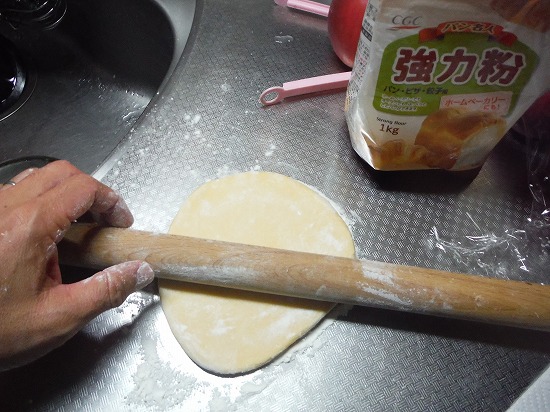 生地延ばす