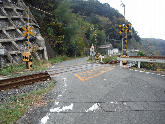 踏切もある