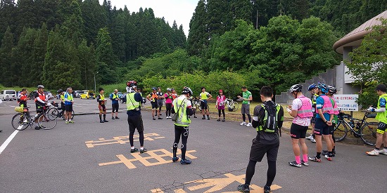 ブリーフィング中